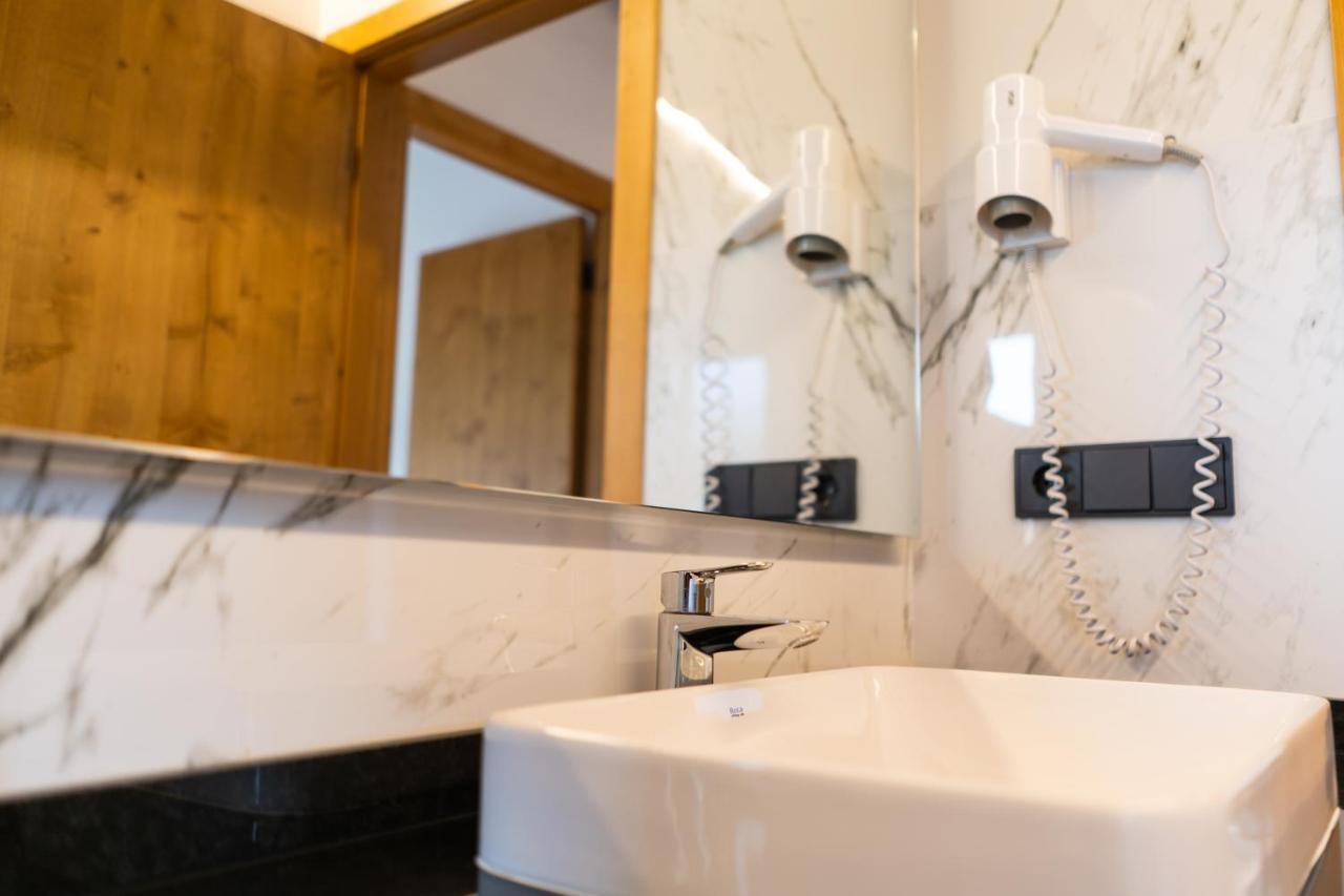 Casa Ronda Apartment Бесейте Екстериор снимка